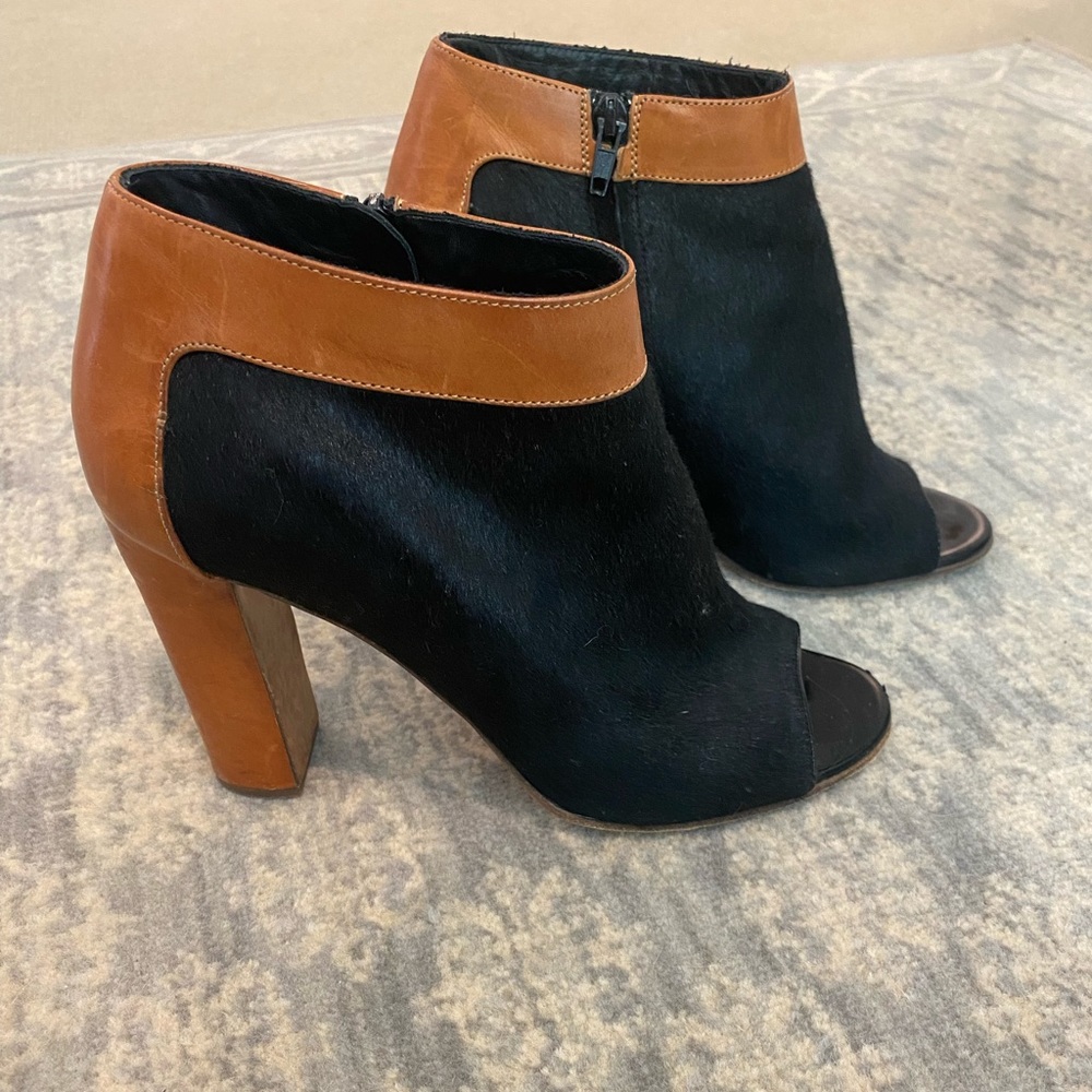 Chloe black and brown heeled calf hair bootie size 40